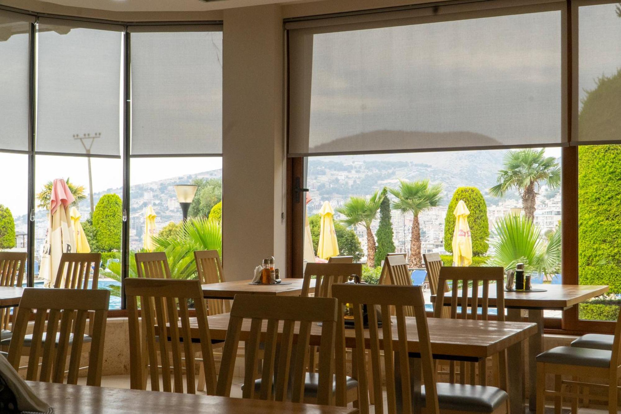 Hotel Mediterrane Sarandë 외부 사진