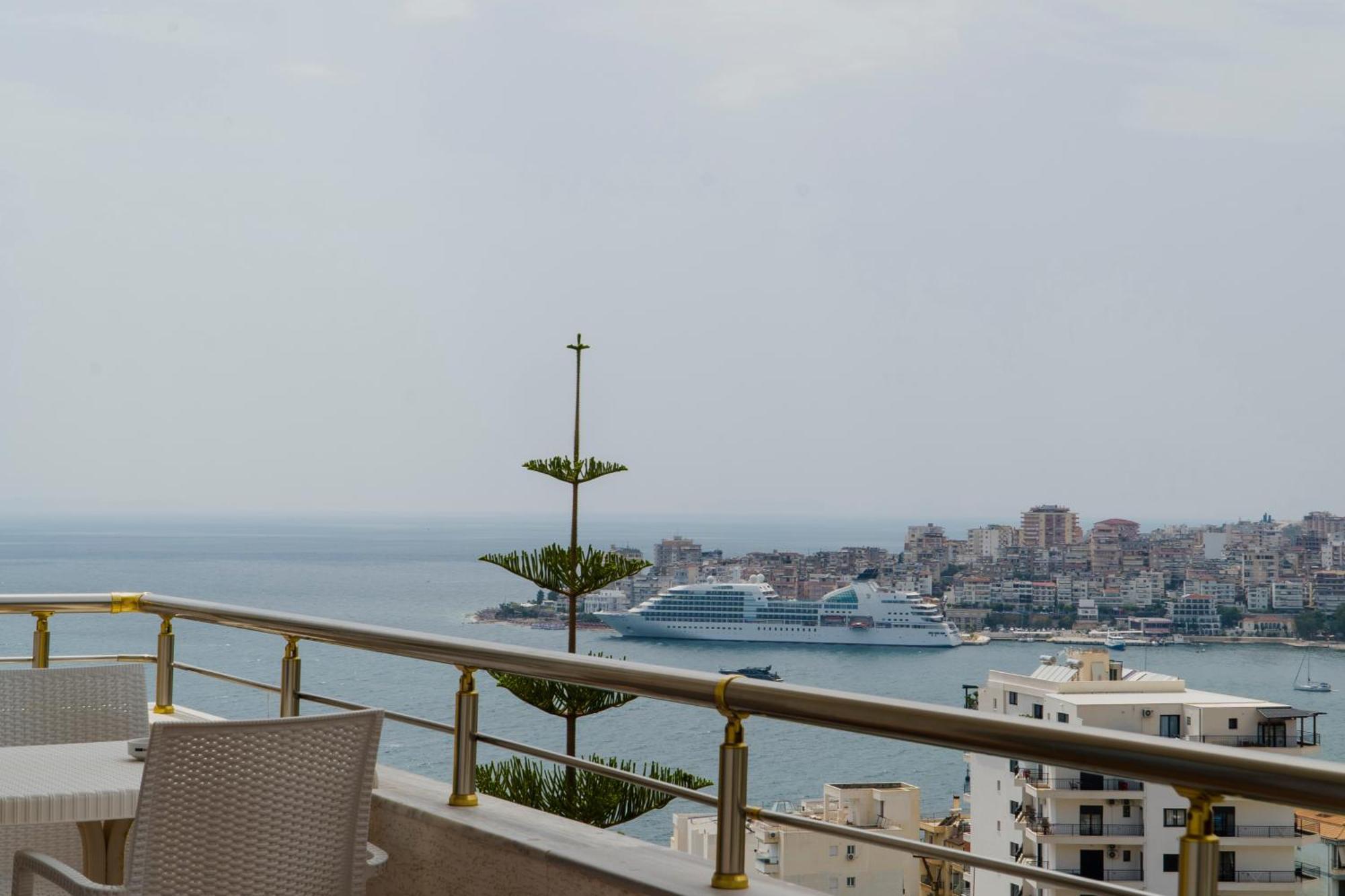 Hotel Mediterrane Sarandë 외부 사진