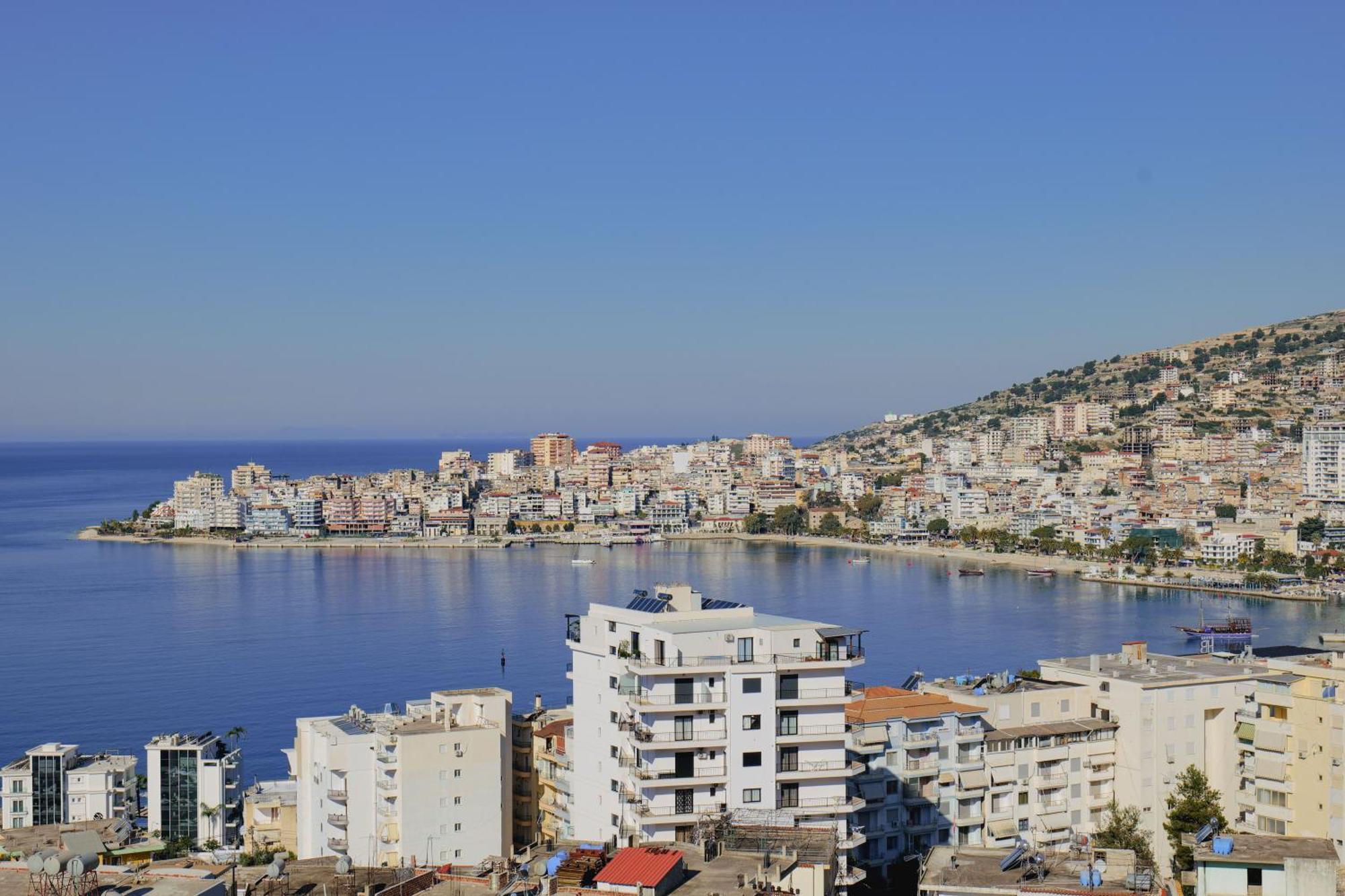 Hotel Mediterrane Sarandë 외부 사진